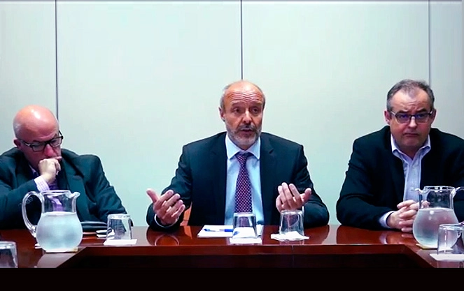 De izda. a dcha.: Miguel Ángel Cilleros (UGT), Antoni Llorens (Feadrs) y José M. Martínez (CCOO).
