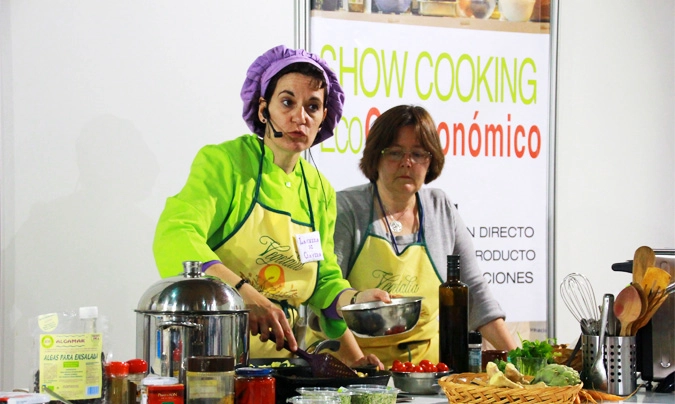 BioCultura Barcelona organizó diversos <i>showcooking</i> en los que conocidos cocineros del sector ‘eco’ realizaron demostraciones. ©Rest_colectiva