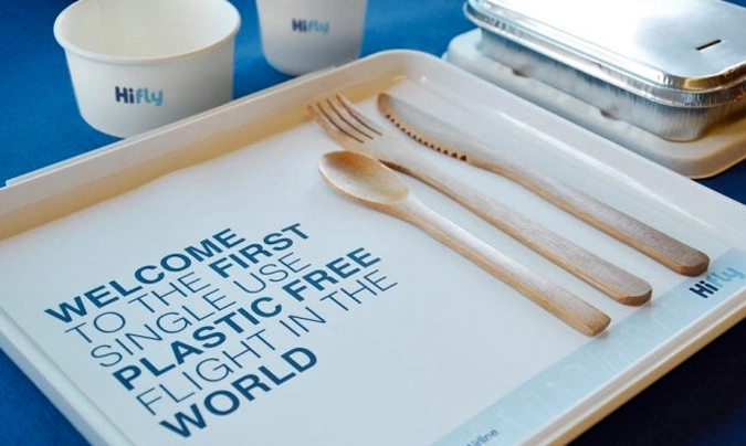 Por primera vez en la historia despega un vuelo 100% libre de plástico de un solo uso 