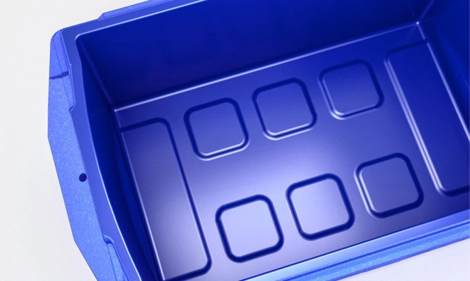 Los contenedores cristalizados de EPP cuentan con una superficie lisa, impermeable a líquidos, vapores y olores. También se lavan e higienizan mejor.