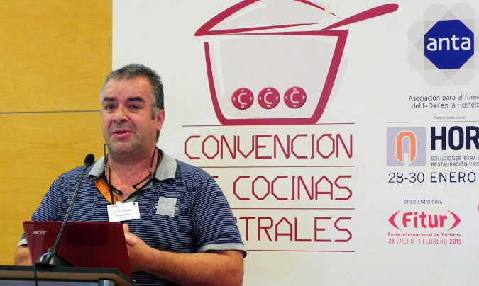 Tercera sesión: ‘Uso de alimentos bio en cocinas centrales’. <b>Francesc González</b>, dtor. técnico de Bo i Sa. © Rest_colectiva.